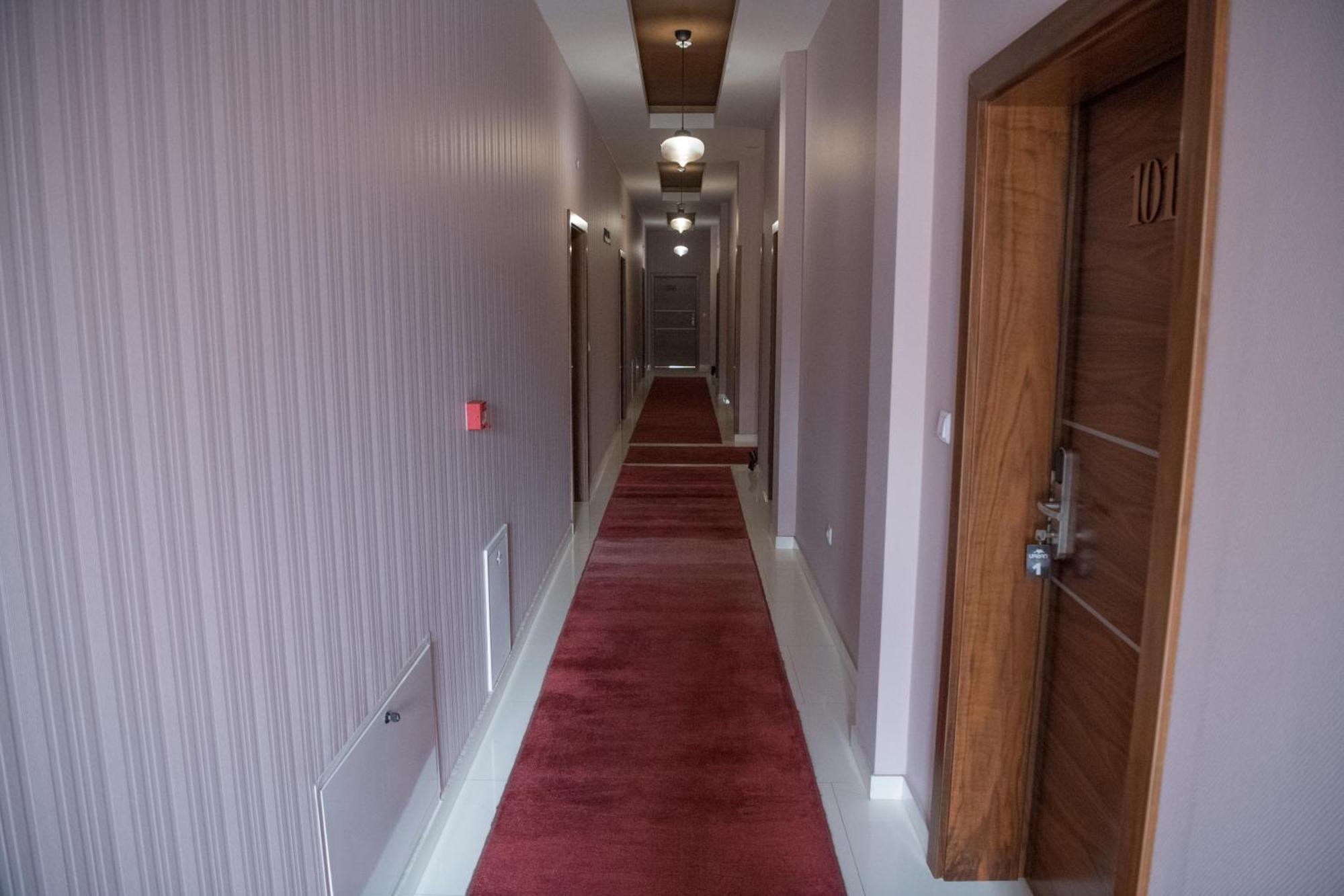 Hotel Urban Buzim Extérieur photo